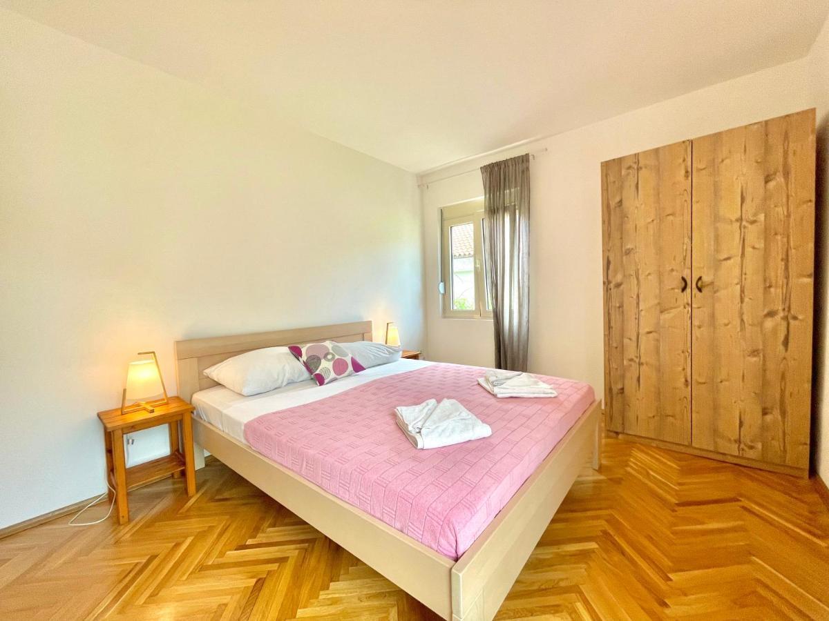 Garden House Apartment