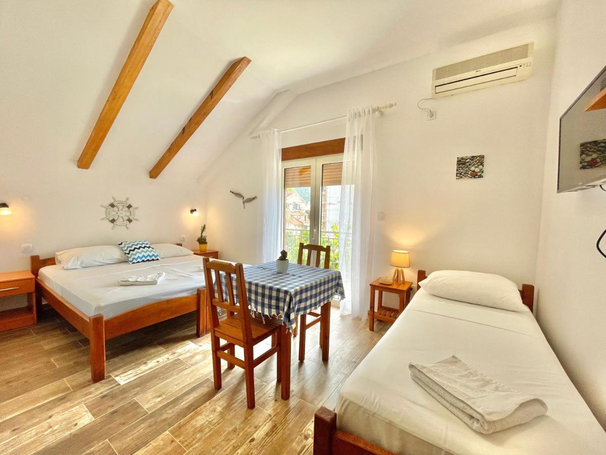 Garden House Apartment *