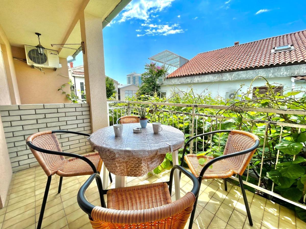 Apartment Garden House