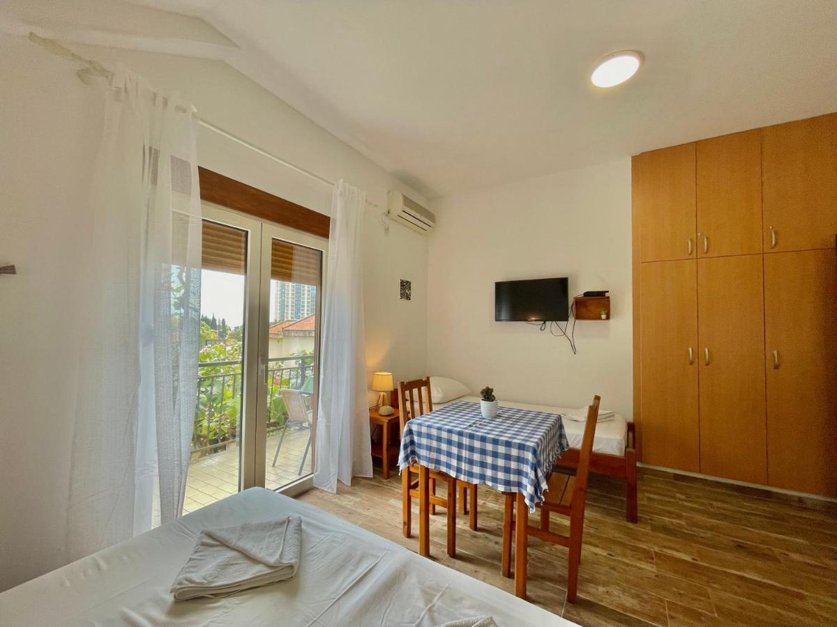 Garden House Apartment Budva
