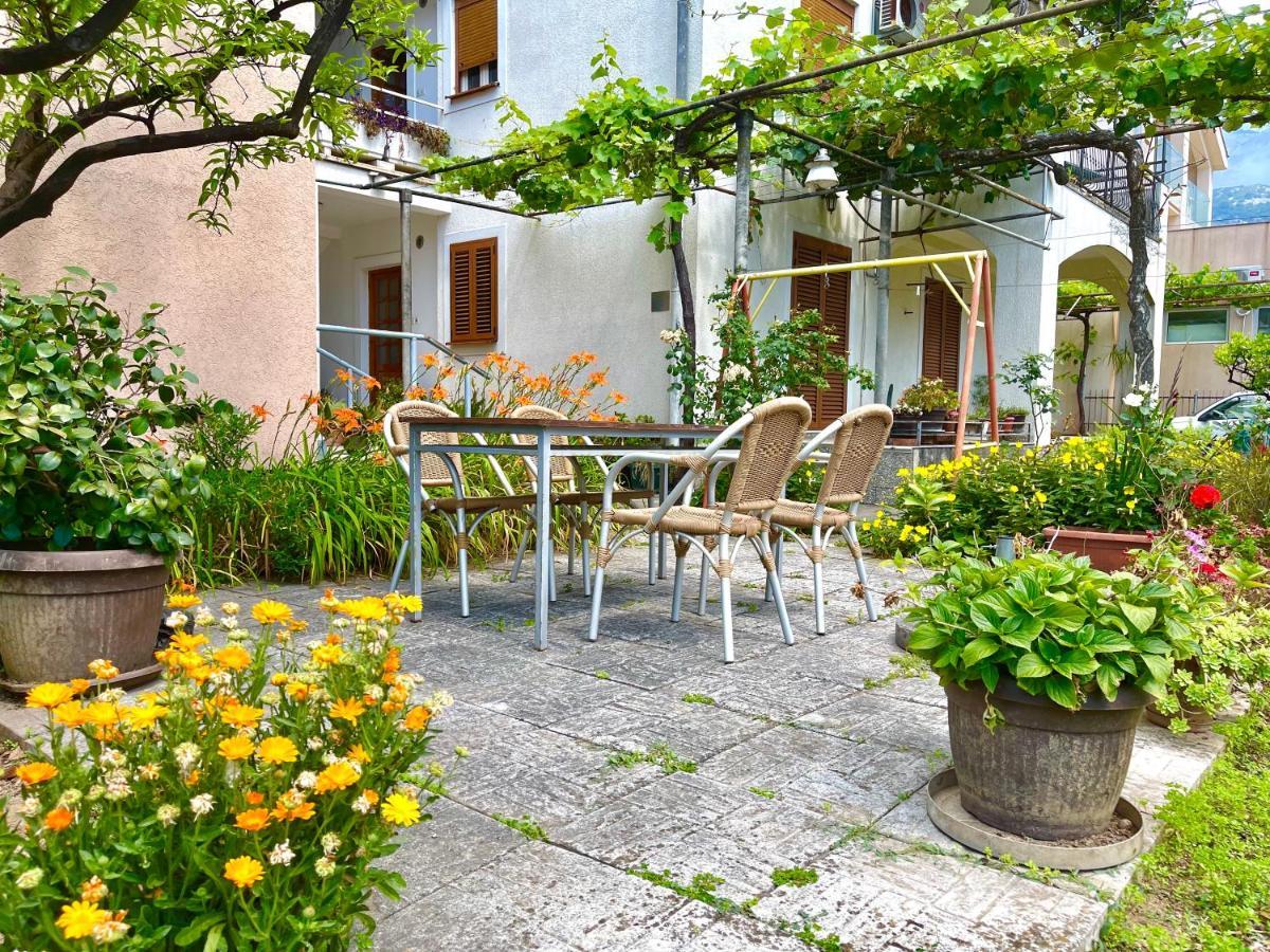 Apartment Garden House Budva