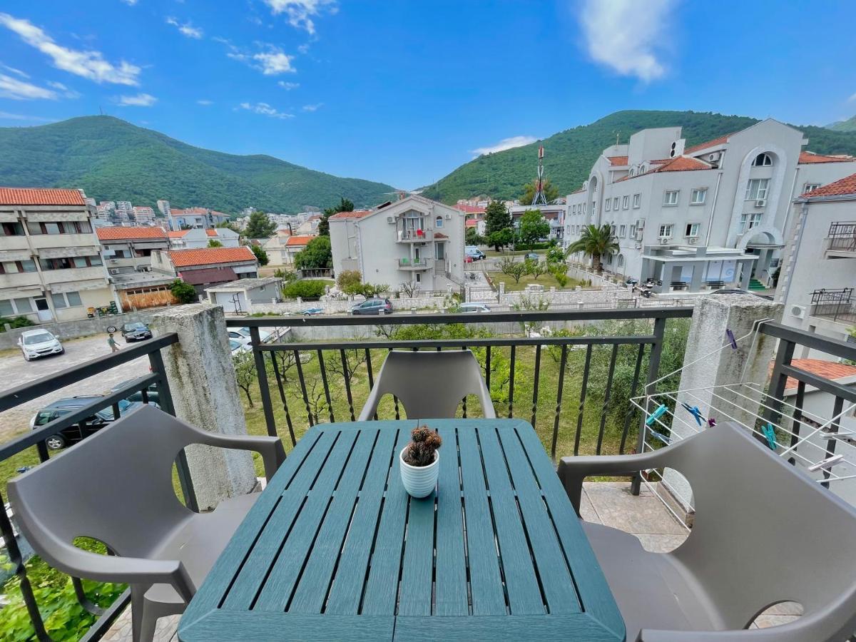 Garden House * Budva