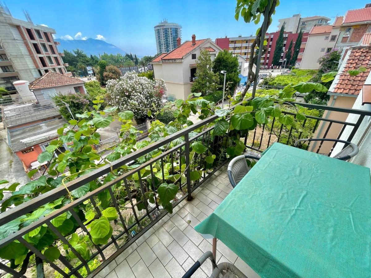 Garden House Budva